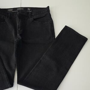 VEECE Men's Dark Charcoal Straight Jeans